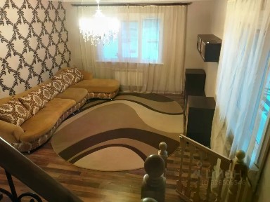 Продается 3-этажный коттедж, 240 м²
