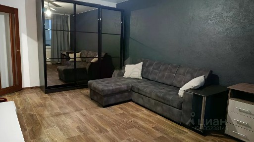 Продается 1-комн. квартира, 43 м²