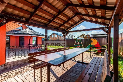 Продается 2-этажный коттедж, 278,6 м²