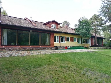 Продается 2-этажный дом, 600 м²