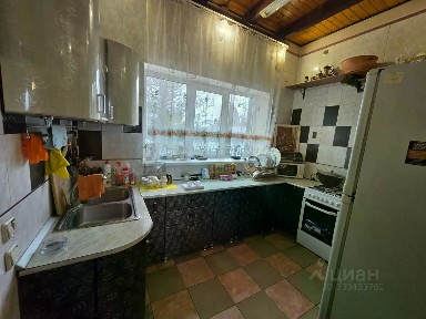 Сдается 3-этажный дом, 154 м²