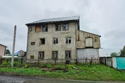 Продается 3-этажный дом, 504,9 м²