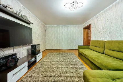 Продается 3-комн. квартира, 129 м²