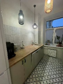 Продается 4-комн. квартира, 98 м²