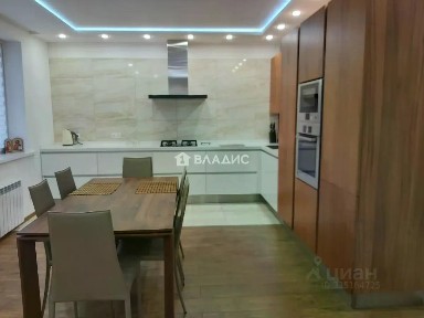 Продается 3-комн. квартира, 125 м²
