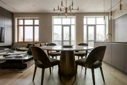 Сдается 3-комн. квартира, 180 м²