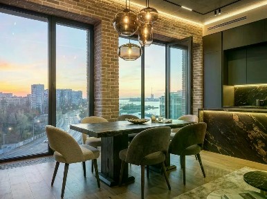 Сдается 4-комн. квартира, 214 м²