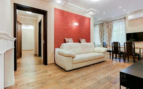 Сдается 4-комн. квартира, 130 м²