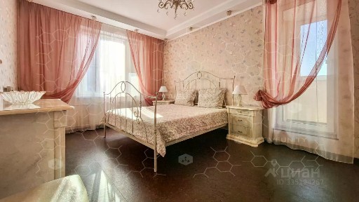 Сдается 5-комн. квартира, 176 м²