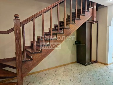 Сдается 5-комн. квартира, 176 м²