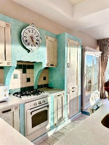 Сдается 3-комн. квартира, 150 м²