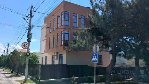 Сдается 4-комн. квартира, 125,5 м²