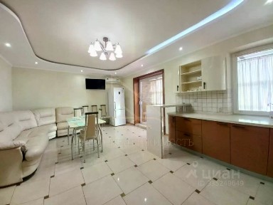 Сдается 5-комн. квартира, 180 м²