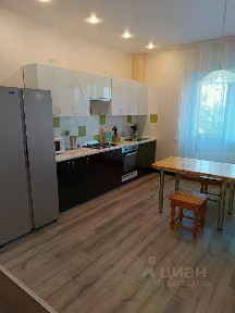 Сдается 3-этажный таунхаус, 150 м²
