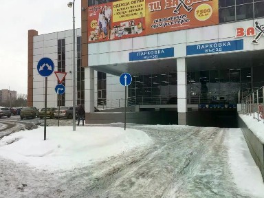Сдается торговая площадь, 2 000 м²
