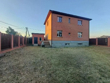 Продается 3-этажный дом, 310 м²