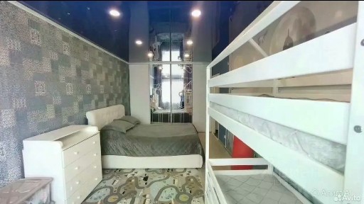 Продается 2-комн. квартира, 57 м²