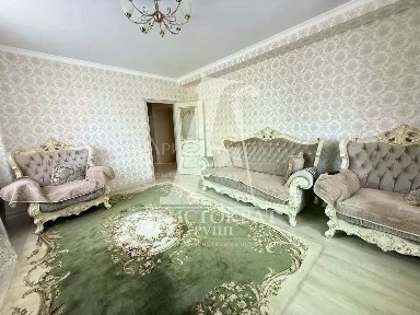 Продается 2-комн. квартира, 84 м²