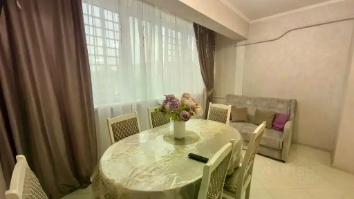 Продается 4-комн. квартира, 107 м²