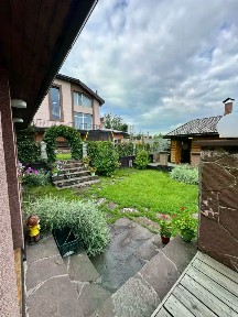 Продается 2-этажный коттедж, 450 м²