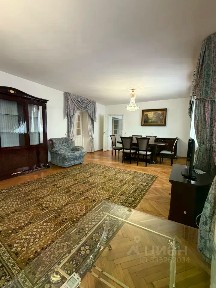 Сдается 3-комн. квартира, 124 м²