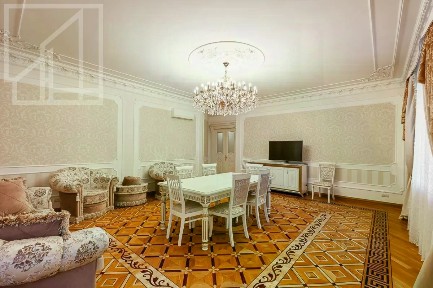 Сдается 4-комн. квартира, 174 м²
