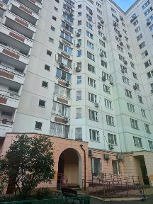 Сдается 2-комн. квартира, 79 м²