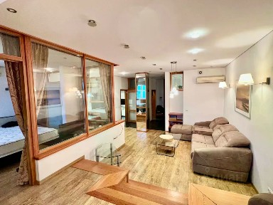 Сдается 2-комн. квартира, 81,6 м²