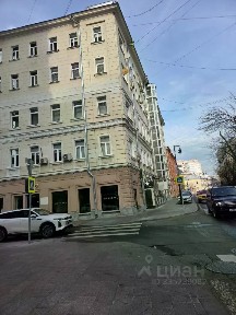 Сдается 4-комн. квартира, 140 м²