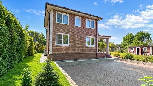 Продается 2-этажный дом, 140 м²