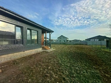 Продается 1-этажный дом, 145 м²
