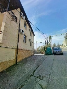Продается 3-этажный дом, 400 м²