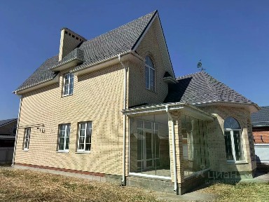 Продается 2-этажный дом, 208 м²