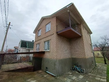 Продается дом, 235 м²