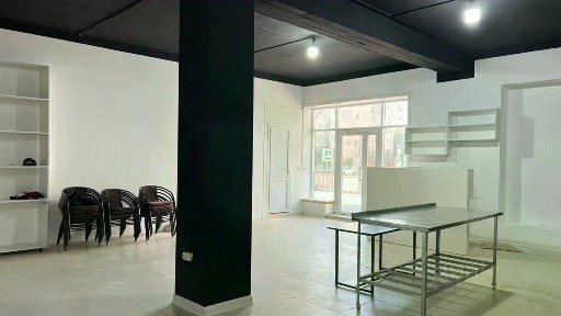 Сдается торговая площадь, 100 м²