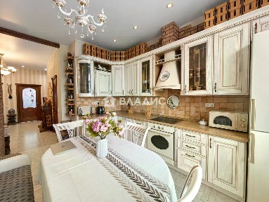 Продается 3-комн. квартира, 95,5 м²