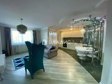 Продается 2-комн. квартира, 83 м²
