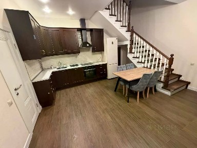 Сдается 3-этажный таунхаус, 125 м²
