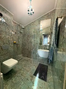 Сдается 2-этажный дом, 241,9 м²