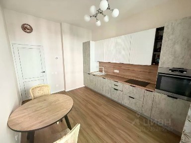 Продается 2-комн. квартира, 79,9 м²