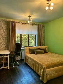 Продается 4-комн. квартира, 149,7 м²