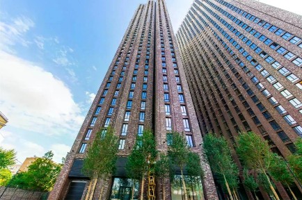 Продается 1-комн. квартира, 49 м²