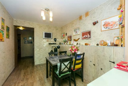 Продается 4-комн. квартира, 89,8 м²