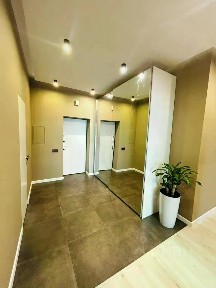 Продается 4-комн. квартира, 141,5 м²