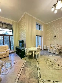 Сдается 3-этажный таунхаус, 250 м²