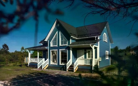 Сдается 2-этажный дом, 145 м²
