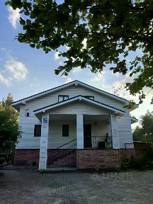 Сдается 3-этажный коттедж, 264 м²