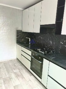 Продается 3-комн. квартира, 61 м²