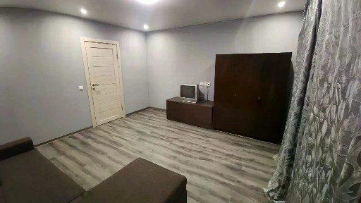 Продается 1-комн. квартира, 42 м²