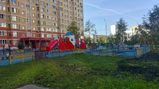 Продается 1/4 квартиры, 61,1/30/10 м²